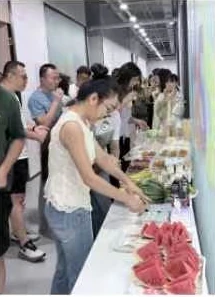 往期课程现场：茶歇交流